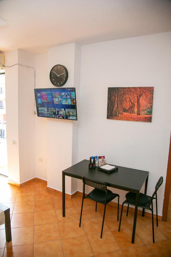 A&B Apartment Golem  Buitenkant foto