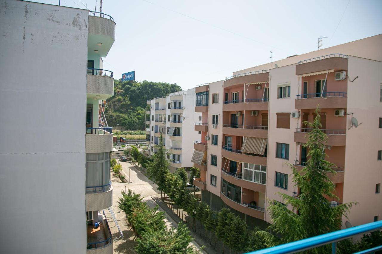 A&B Apartment Golem  Buitenkant foto